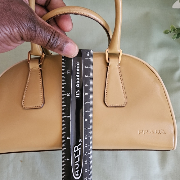 Women's Prada Tan Leather Top Handle High-End Luxury Handbag (LIMITED EDITION) - Picture 14 of 16